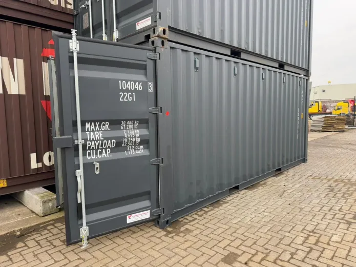 Vernooy 20FT 8.6 TRAANPLAAT VLOER (CHEQUER PLATE) 104046