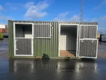 Vernooy 20ft 8.6 PAARDENBOX CONTAINER 104090 - Vernooy Vernooy 20ft 8.6 PAARDENBOX CONTAINER 104090 - Vernooy