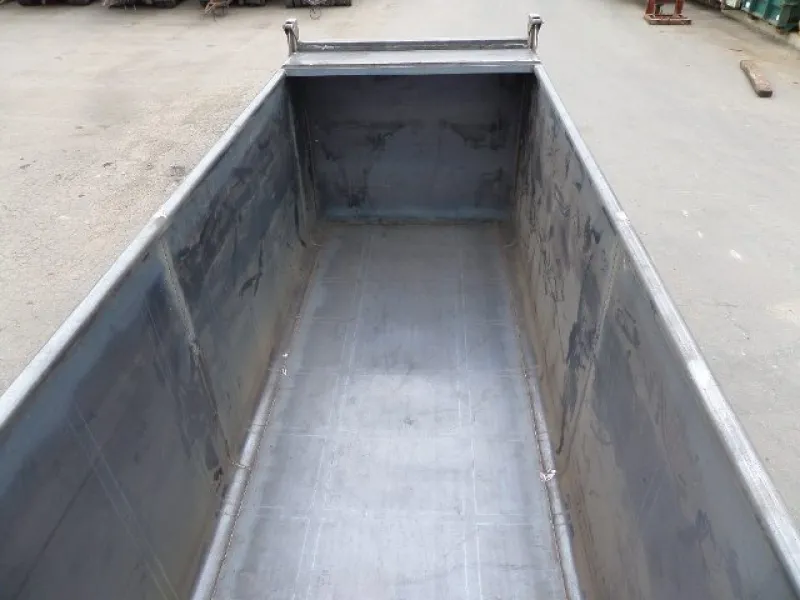 Vloeistofdichte container binnenkant