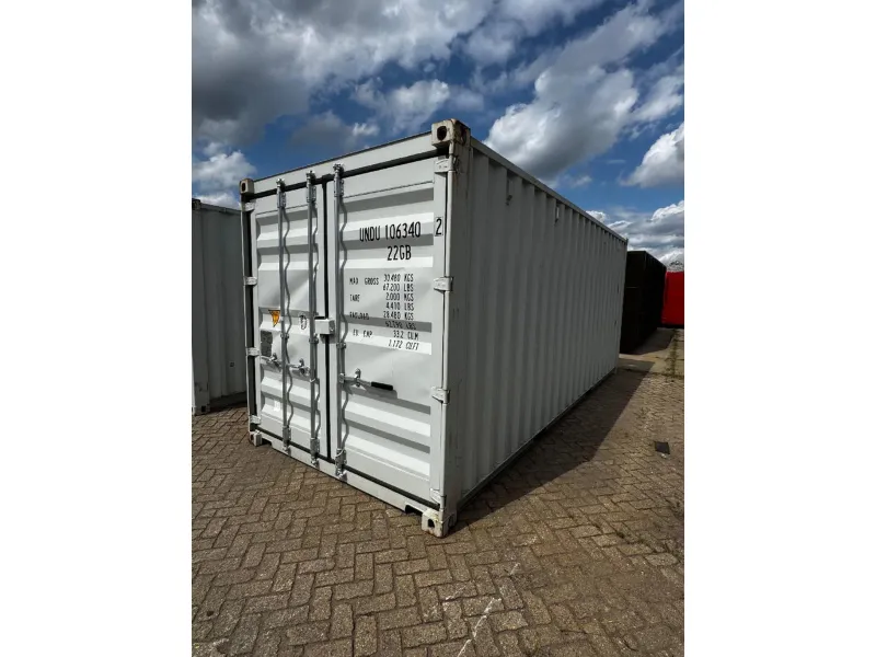 Vernooy ZEECONTAINER 20FT 8.6 106340 KOOPJE MET SCHADE - Vernooy